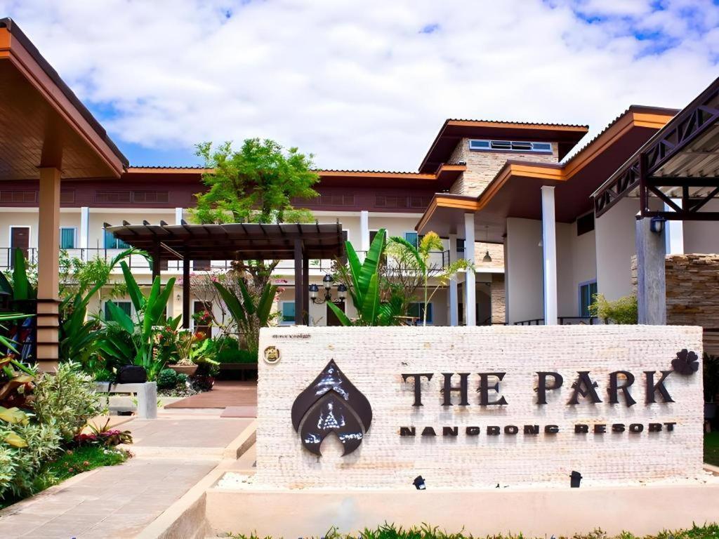 The Park Nangrong Resort Exterior photo