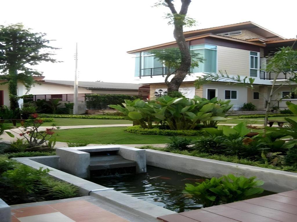 The Park Nangrong Resort Exterior photo
